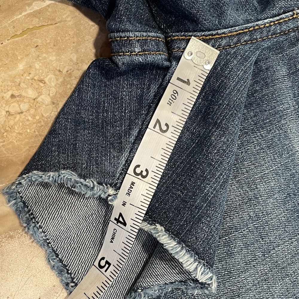 Womens Levis Levi Strauss Jeans Denim Shorts Hot Pants Cut Offs Raw Edge Boho 8 - Picture 10 of 11